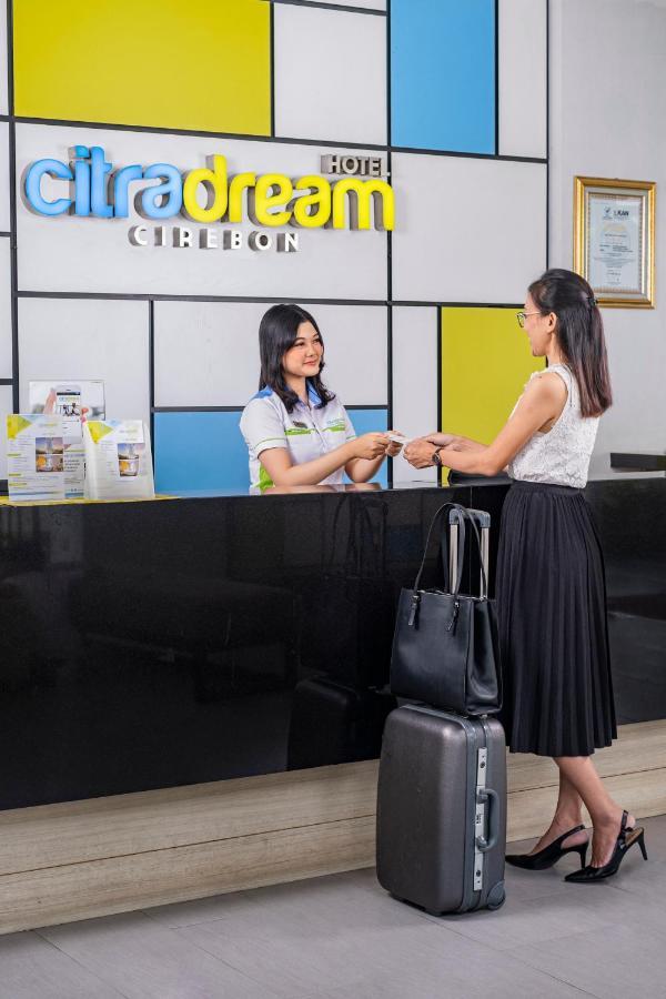 Hotel Citradream Чиребон Экстерьер фото