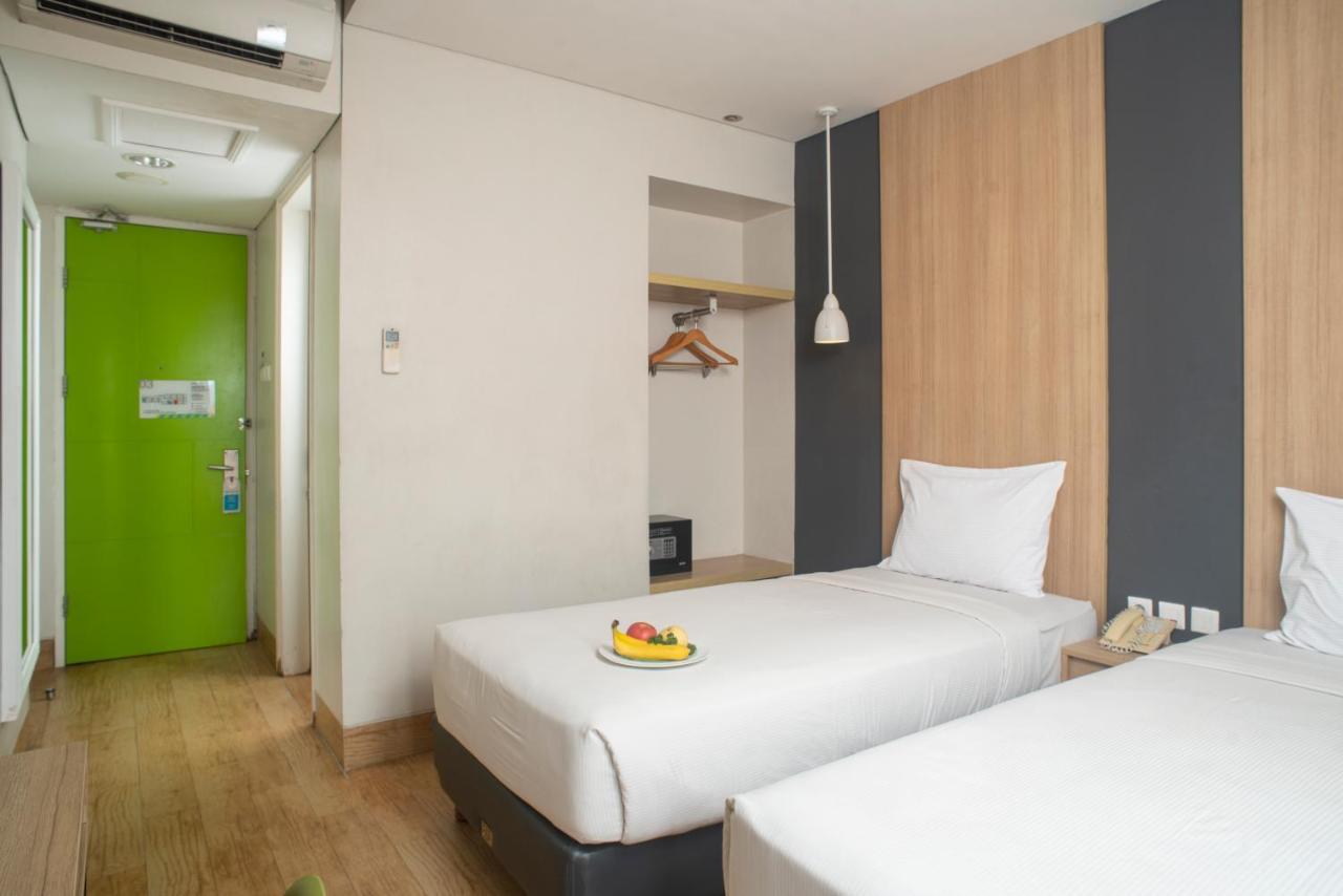 Hotel Citradream Чиребон Экстерьер фото