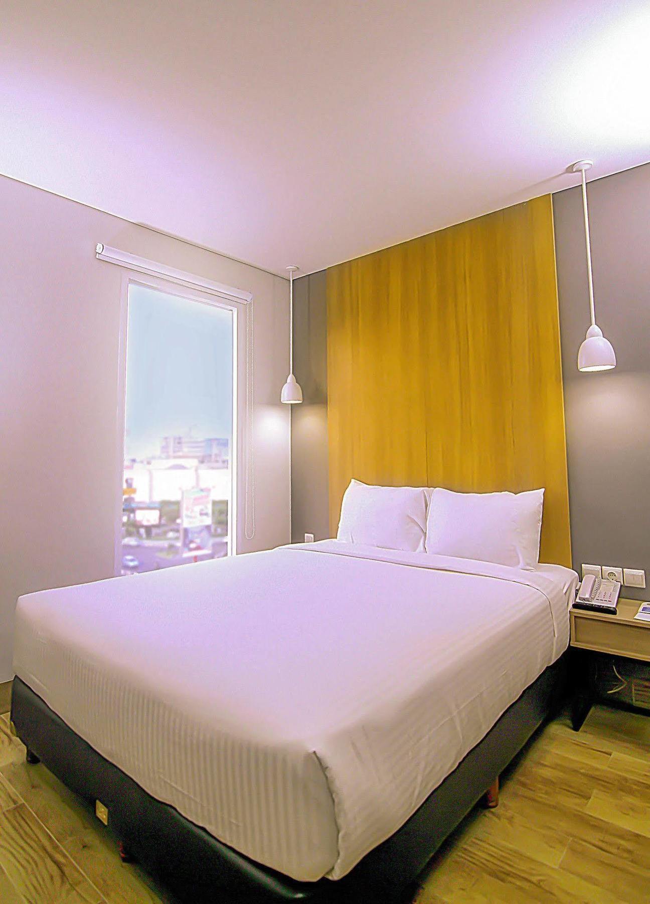 Hotel Citradream Чиребон Экстерьер фото